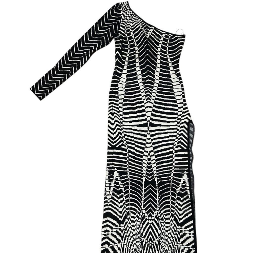 Fashion Nova Monochrome One-Shoulder sweater Dress